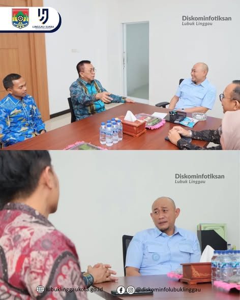 Wali Kota Lubuk Linggau, H Rachmat Hidayat menerima kunjungan dan silaturrahmi Direktorat Jenderal Badan Peradilan Agama (Ditjen Badilag) Mahkamah Agung RI didampingi Ketua Pengadilan Agama Lubuk Linggau di ruang kerjanya, Kamis, 4 September 2025.