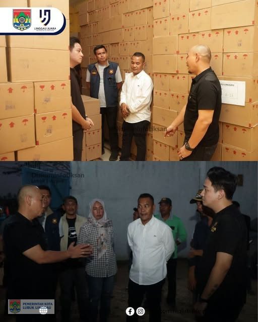 Wali Kota Lubuklinggau H Rachmat Hidayat melakukan sidak di gudang yang diduga berbagai minuman keras di Kelurahan Siring Agung, Kecamatan Lubuklinggau Selatan II. Sabtu (29/8/2026).